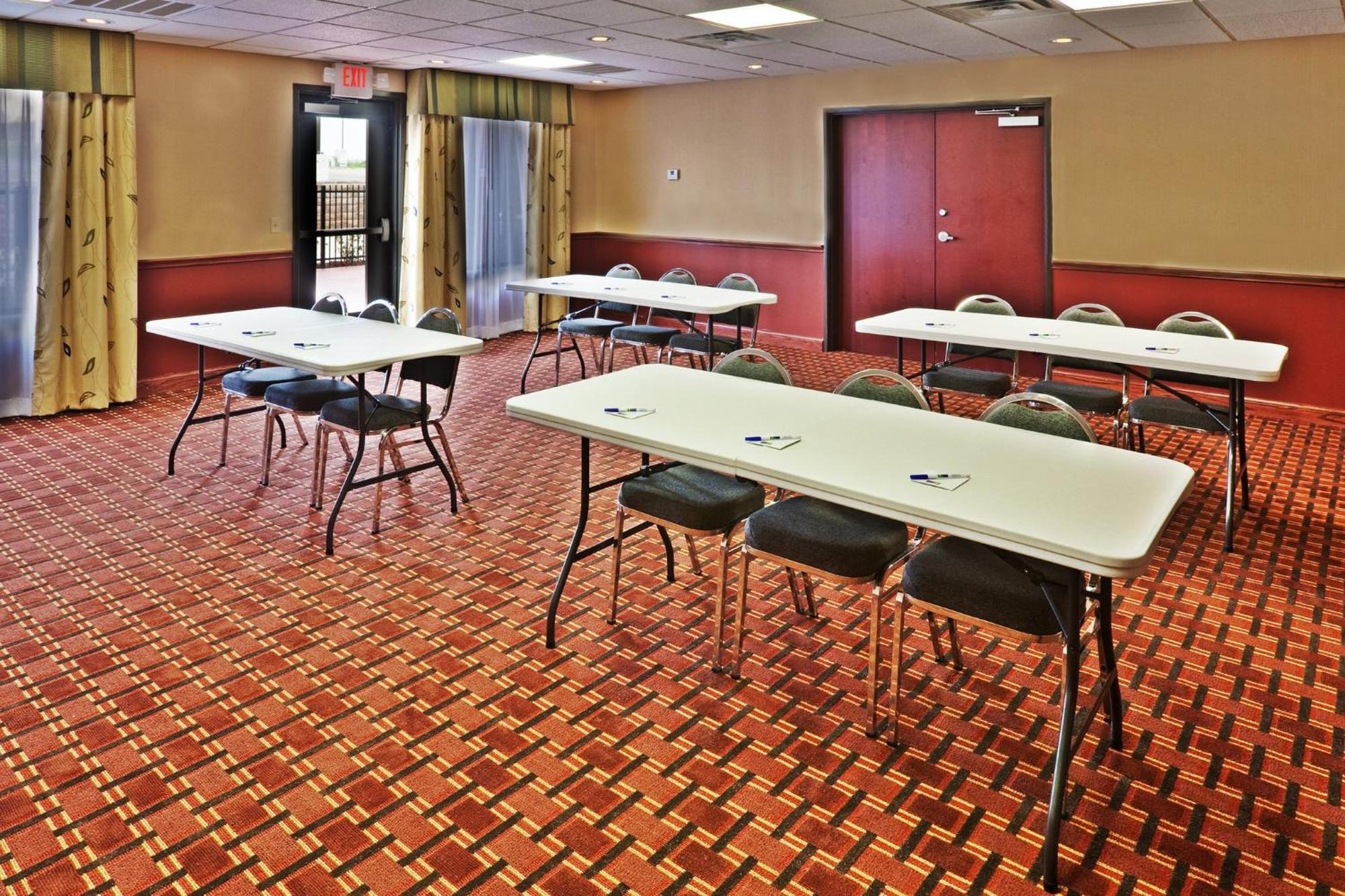 Holiday Inn Express & Suites Perry By Ihg Exteriér fotografie